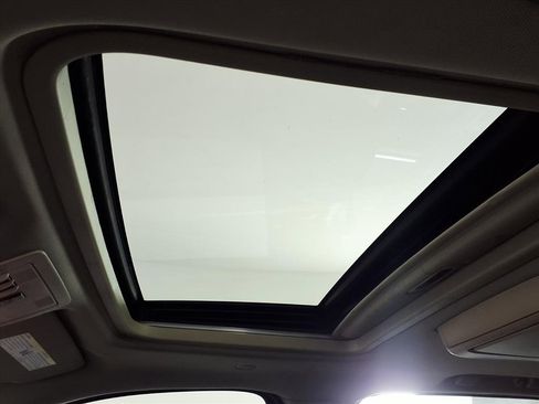 Used 2012 GMC Yukon XL Denali image 19