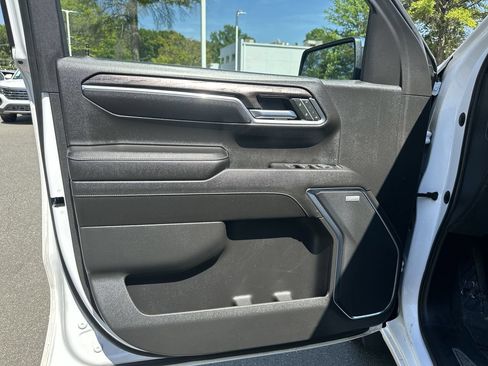 Used 2023 Chevrolet Silverado 1500 LTZ AWD/4WD image 14