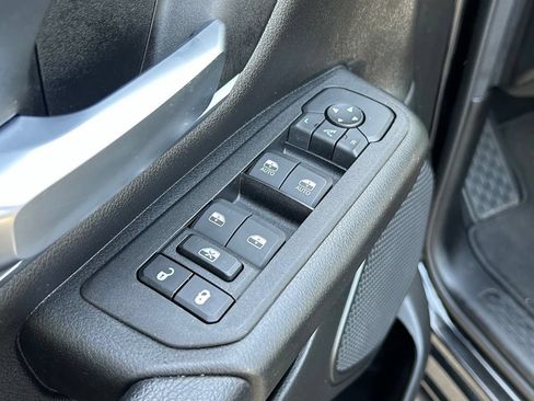 Certified 2025 RAM 1500 Big Horn RWD image 32