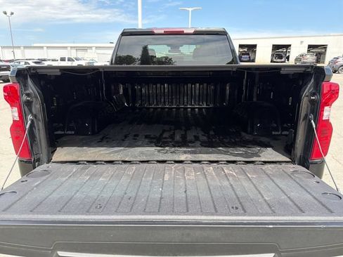Used 2024 Chevrolet Silverado 1500 Custom RWD image 26
