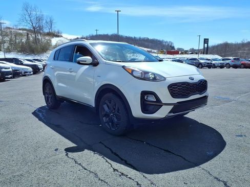 Used 2021 Kia Sportage S image 4