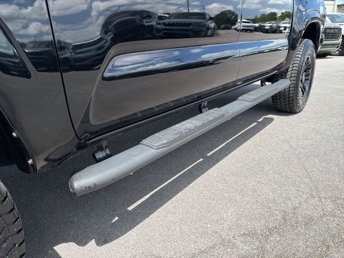 Used 2020 Toyota Tacoma SR w/ SR Convenience Package RWD image 15