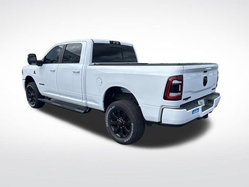 Used 2024 RAM 2500 Big Horn w/ Night Edition AWD/4WD image 4