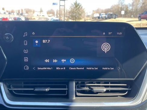 New 2026 Chevrolet Trax RS w/ Sunroof Package image 10