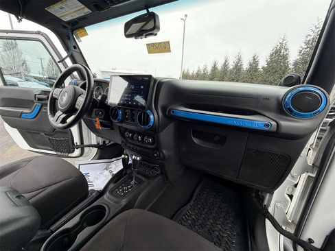 Used 2014 Jeep Wrangler Unlimited Sport w/ Quick Order Package 24S image 26