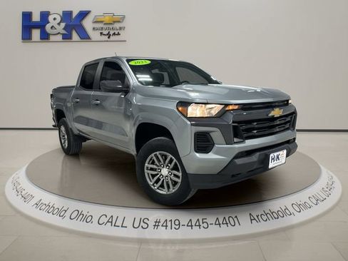 Used 2023 Chevrolet Colorado LT AWD/4WD image 1