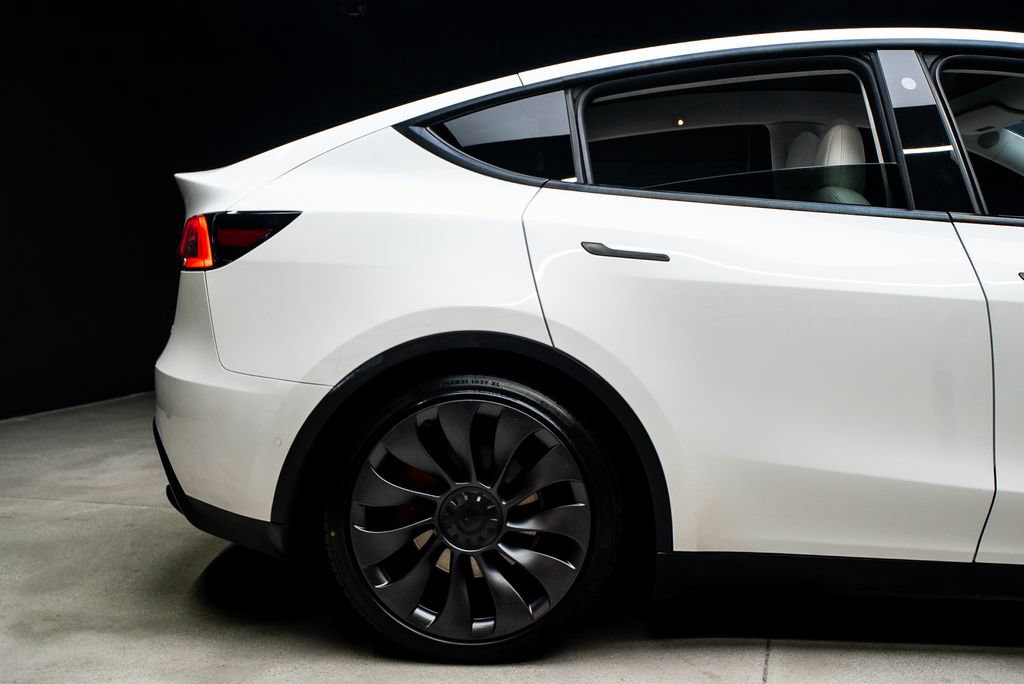 Used 2021 Tesla Model Y Performance AWD/4WD image 14