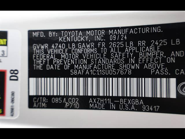 Certified 2025 Lexus ES 300h Ultra Luxury w/ Accessory Package (Z2) FWD image 12