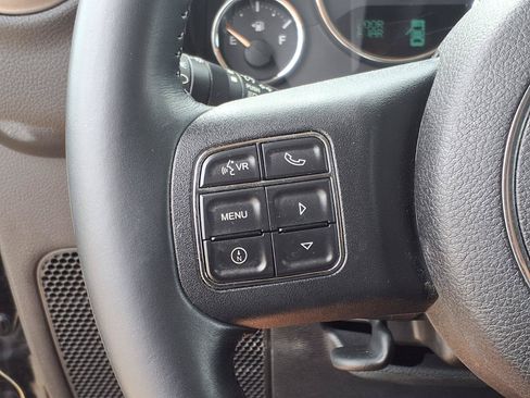 Used 2014 Jeep Wrangler Sport w/ Quick Order Package 24S AWD/4WD image 19