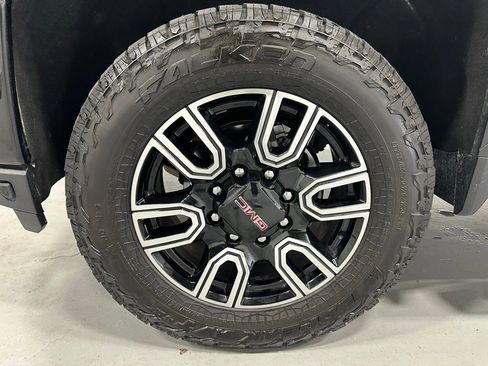 Used 2022 GMC Sierra 2500 AT4 image 63