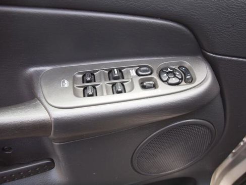 Used 2004 Dodge Ram 1500 Truck SLT AWD/4WD image 8