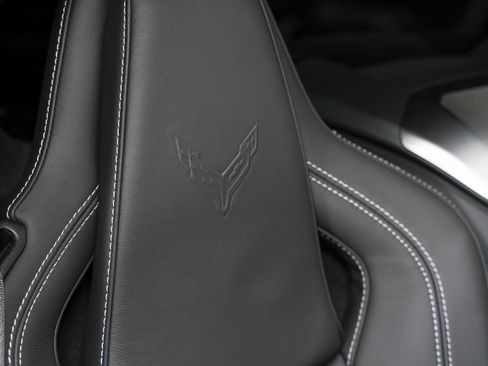 Used 2023 Chevrolet Corvette Stingray Preferred Cpe w/ Z51 Performance Package RWD image 30