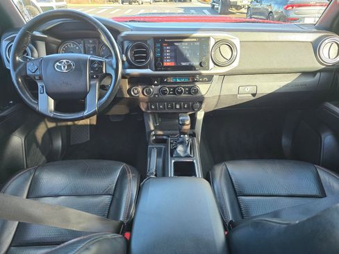 Used 2017 Toyota Tacoma TRD Pro AWD/4WD image 14