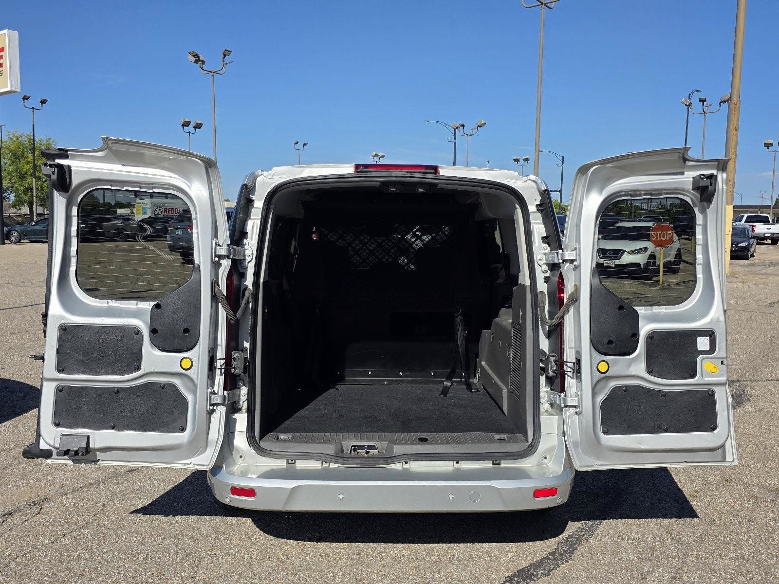 Used 2022 Ford Transit Connect XLT FWD image 26