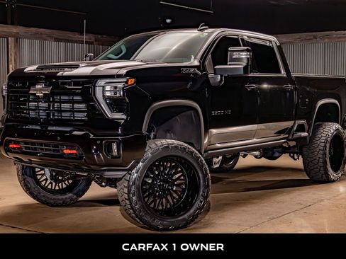 Used 2025 Chevrolet Silverado 2500 LTZ w/ Trail Boss Package image 5