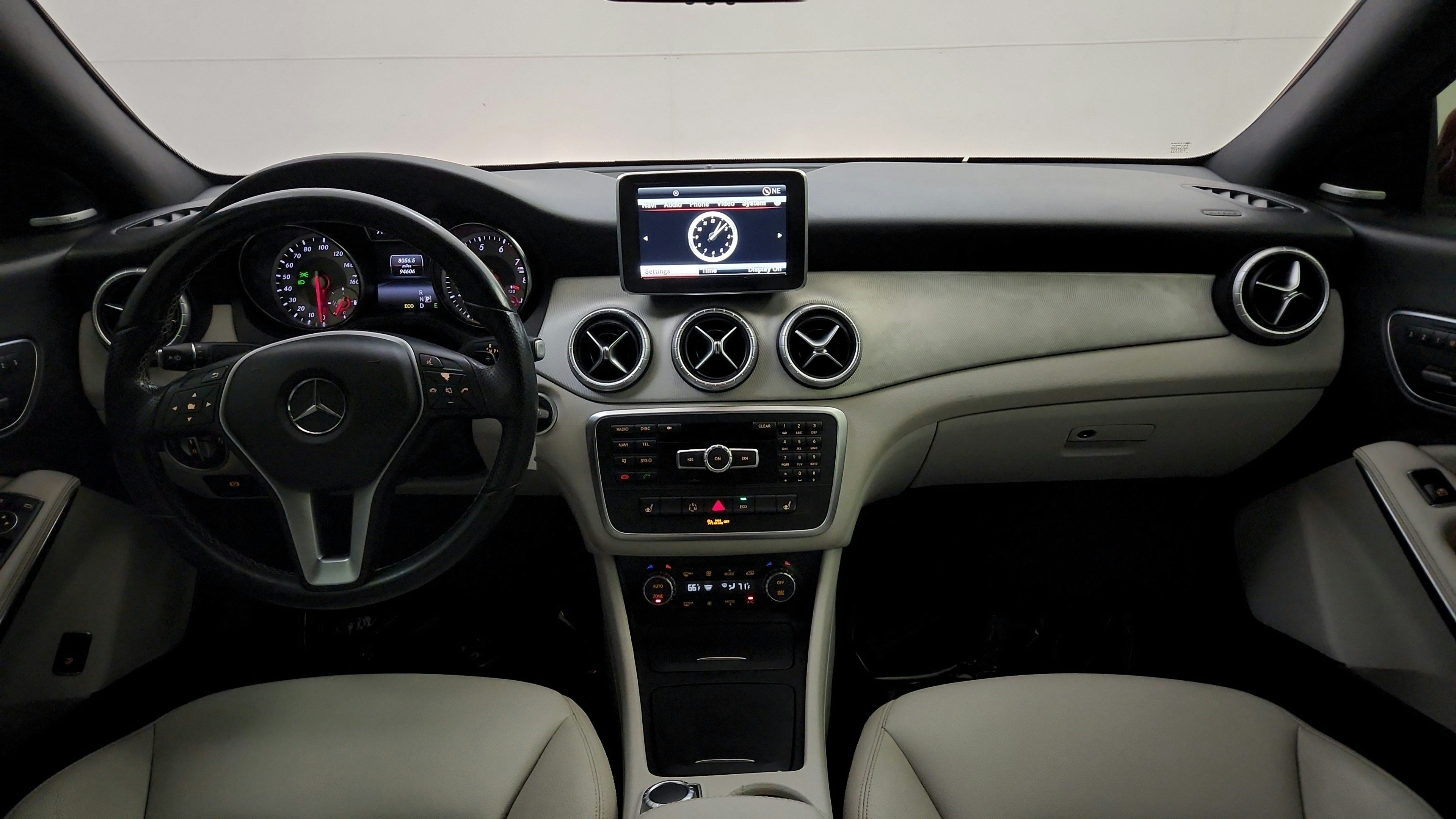 Used 2014 Mercedes-Benz CLA 250 4MATIC image 21