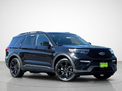 Used 2024 Ford Explorer ST-Line w/ Class IV Trailer Tow Package AWD/4WD image 2