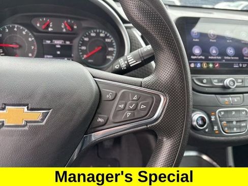 Used 2023 Chevrolet Malibu LT FWD image 18