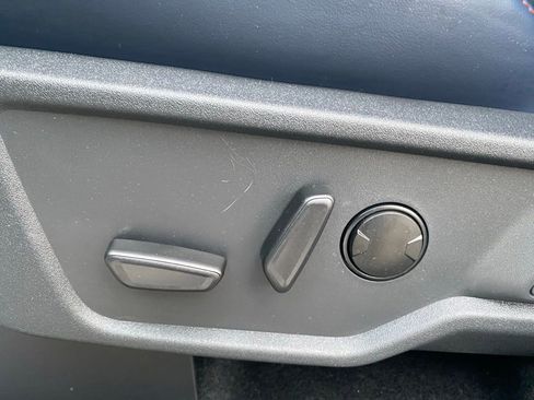 New 2025 Ford Bronco Raptor image 14