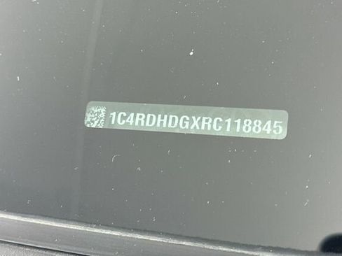 Used 2024 Dodge Durango GT image 35