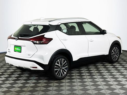 Used 2021 Nissan Kicks SV FWD image 10