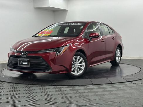 Used 2026 Toyota Corolla LE w/ LE Premium Package FWD image 3