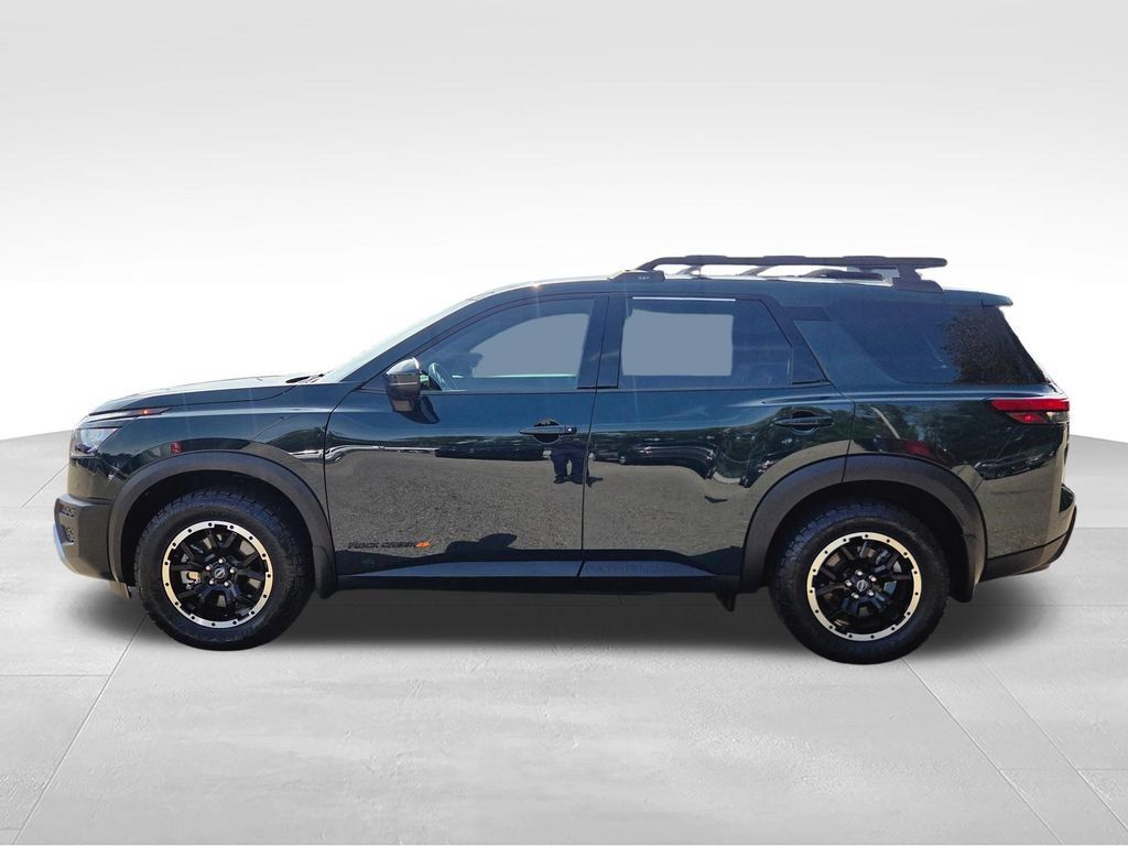 Used 2024 Nissan Pathfinder Rock Creek AWD/4WD image 4