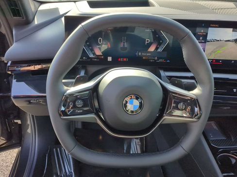 Used 2026 BMW 530i xDrive w/ Premium Package AWD/4WD image 25