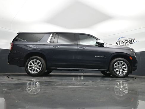 Used 2024 Chevrolet Suburban Premier RWD image 33