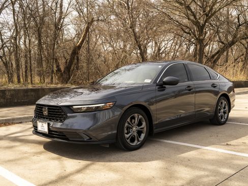 Used 2024 Honda Accord EX image 5