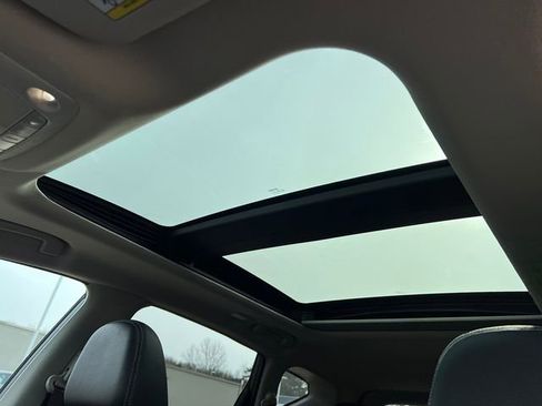 Used 2018 Nissan Murano Platinum image 9