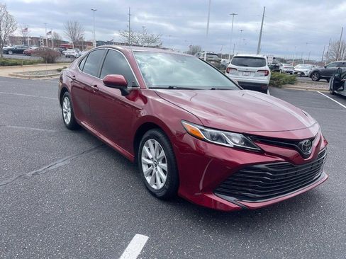 Used 2020 Toyota Camry LE FWD image 2