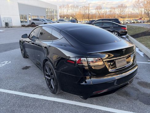 Used 2022 Tesla Model S Plaid image 8