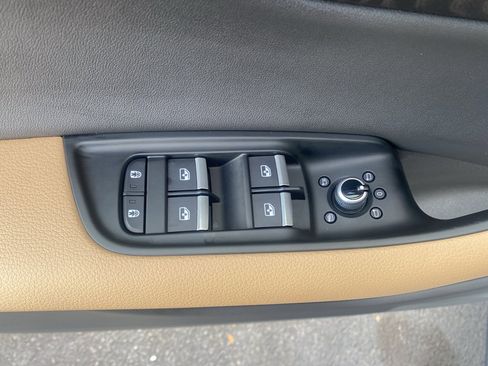 Used 2025 Audi Q7 3.0T Premium w/ Convenience Package image 10