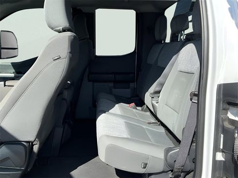 Certified 2024 Ford F550 4x4 SuperCab Super Duty w/ XLT Value Package image 17