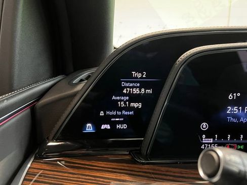 Certified 2023 Cadillac Escalade ESV Premium Luxury image 23