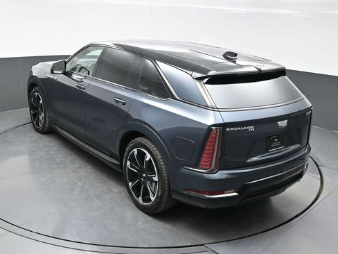 Certified 2026 Cadillac Escalade IQ Sport 2 AWD/4WD image 36