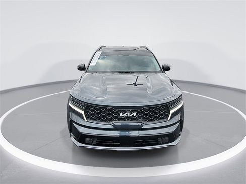 Used 2023 Kia Sorento SX image 3