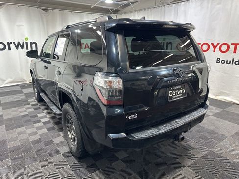 Used 2020 Toyota 4Runner Venture w/ Moonroof Package image 5
