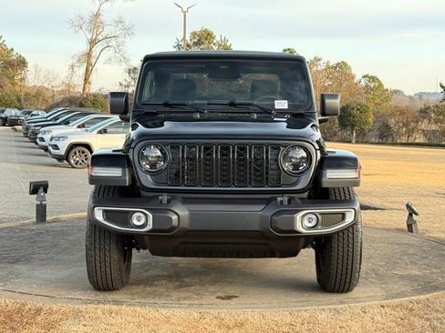 New 2026 Jeep Gladiator Sport image 2