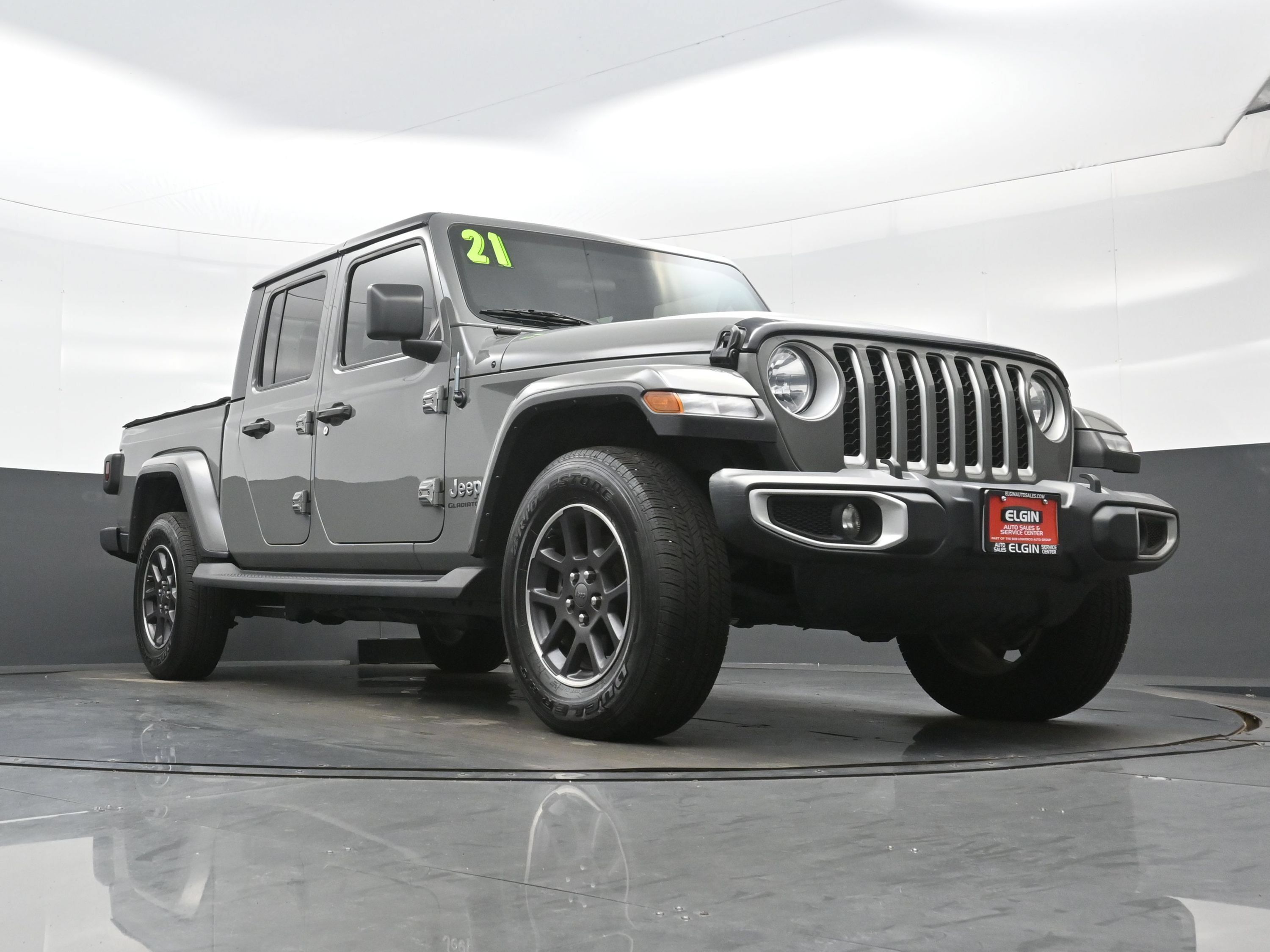 Used 2021 Jeep Gladiator Overland w/ Trailer Tow Package AWD/4WD image 30