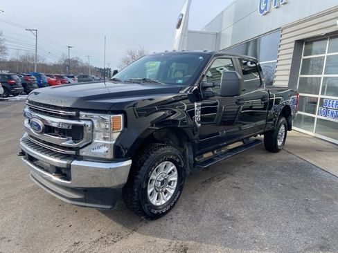 Used 2021 Ford F250 XL w/ STX Appearance Package image 2