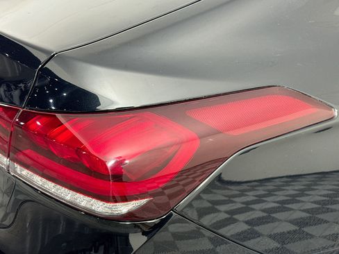 Used 2018 Genesis G80 3.3T Sport image 33