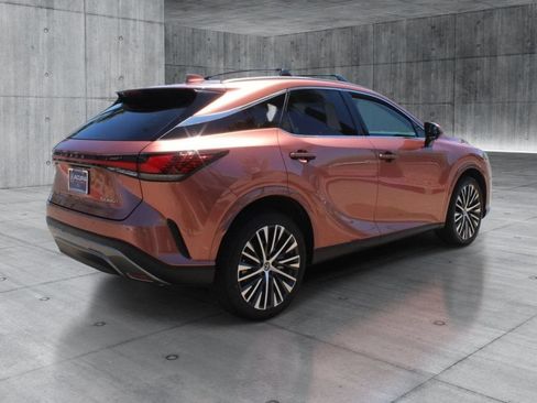 Used 2023 Lexus RX 350 Premium Plus w/ Accessory Package (Z1) FWD image 8
