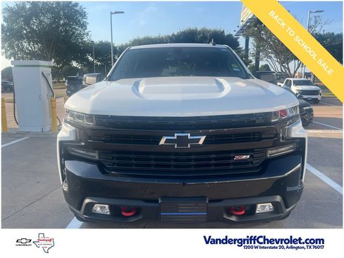 Used 2021 Chevrolet Silverado 1500 LT Trail Boss w/ LPO, Dark Essentials Package AWD/4WD image 5