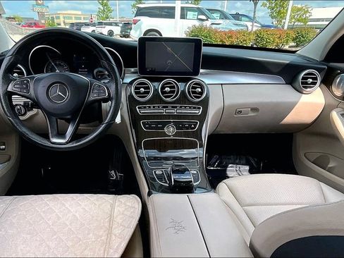 Used 2016 Mercedes-Benz C 300 4MATIC Sedan image 21