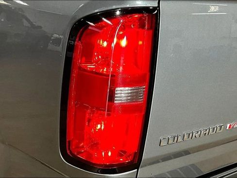 Used 2018 Chevrolet Colorado Z71 image 19