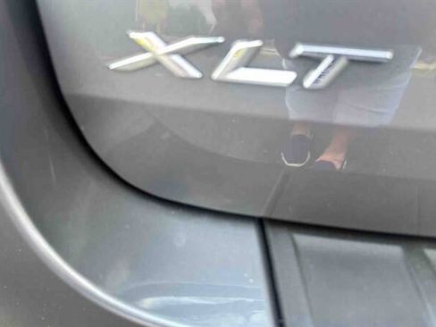 Used 2021 Ford Explorer XLT AWD/4WD image 11