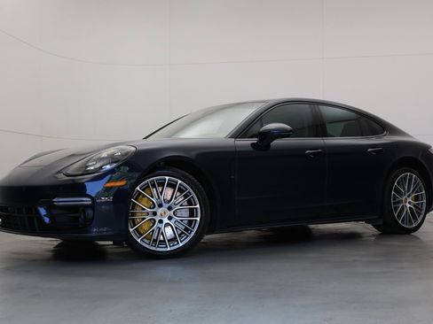 Used 2023 Porsche Panamera Turbo S image 3