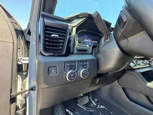 Used 2025 GMC Sierra 2500 AT4X AWD/4WD image 21